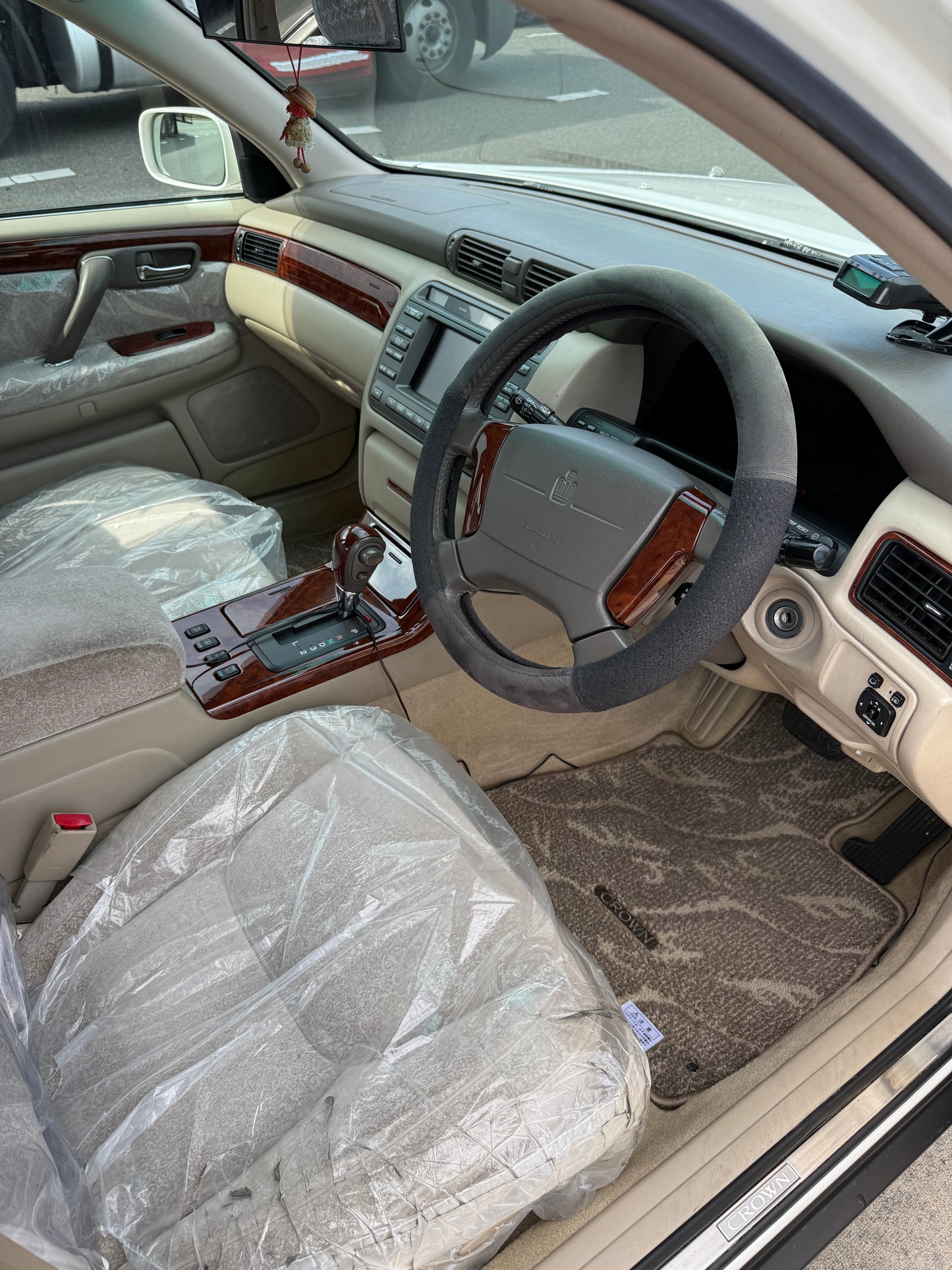 2000 Toyota Crown