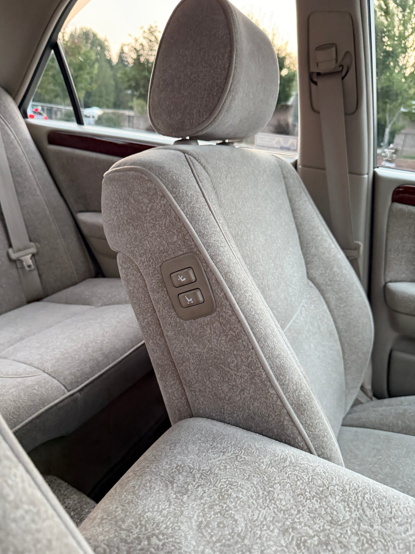 2000 Toyota Crown Royal Saloon
