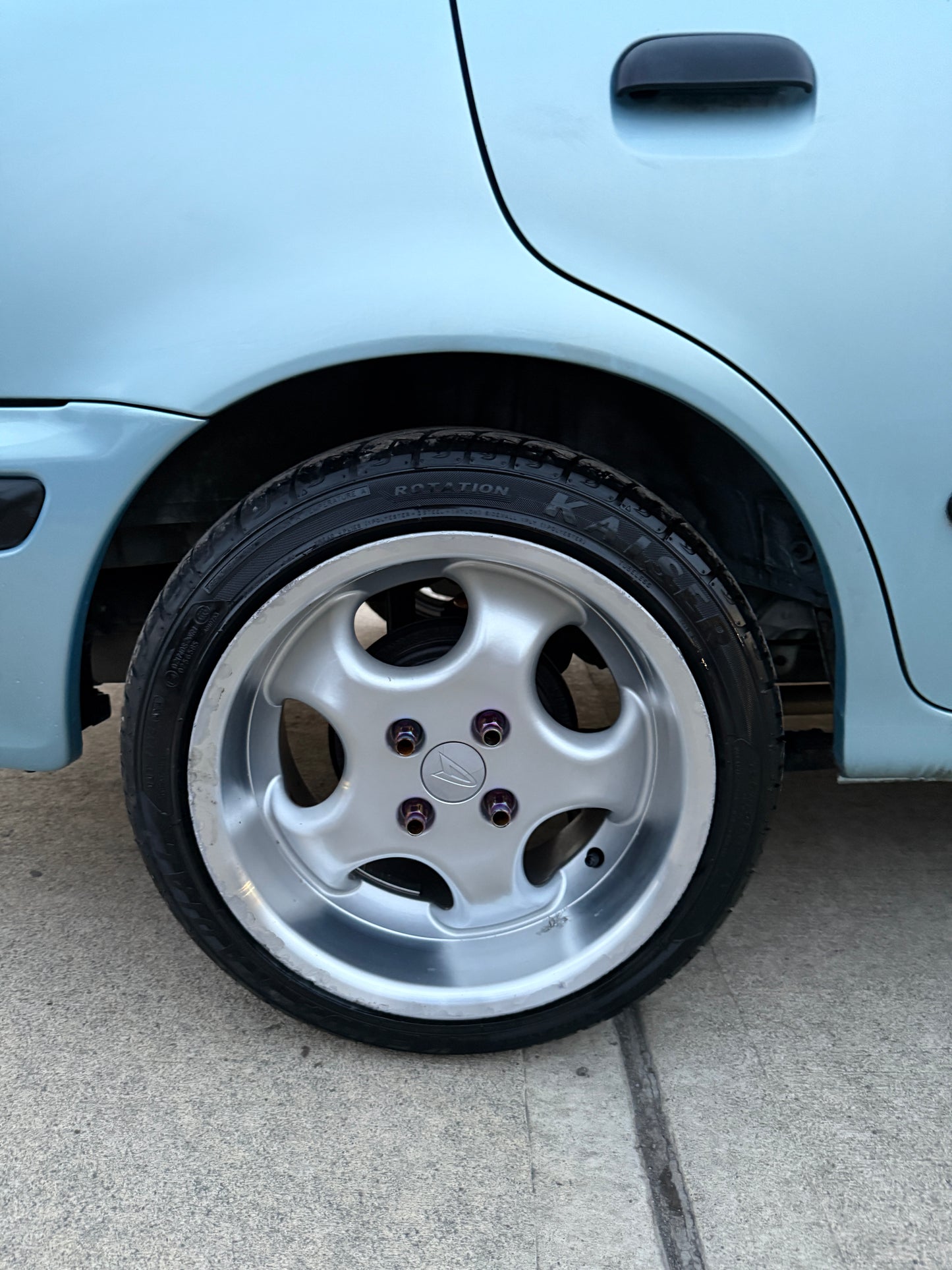 2000 Nissan March BOX