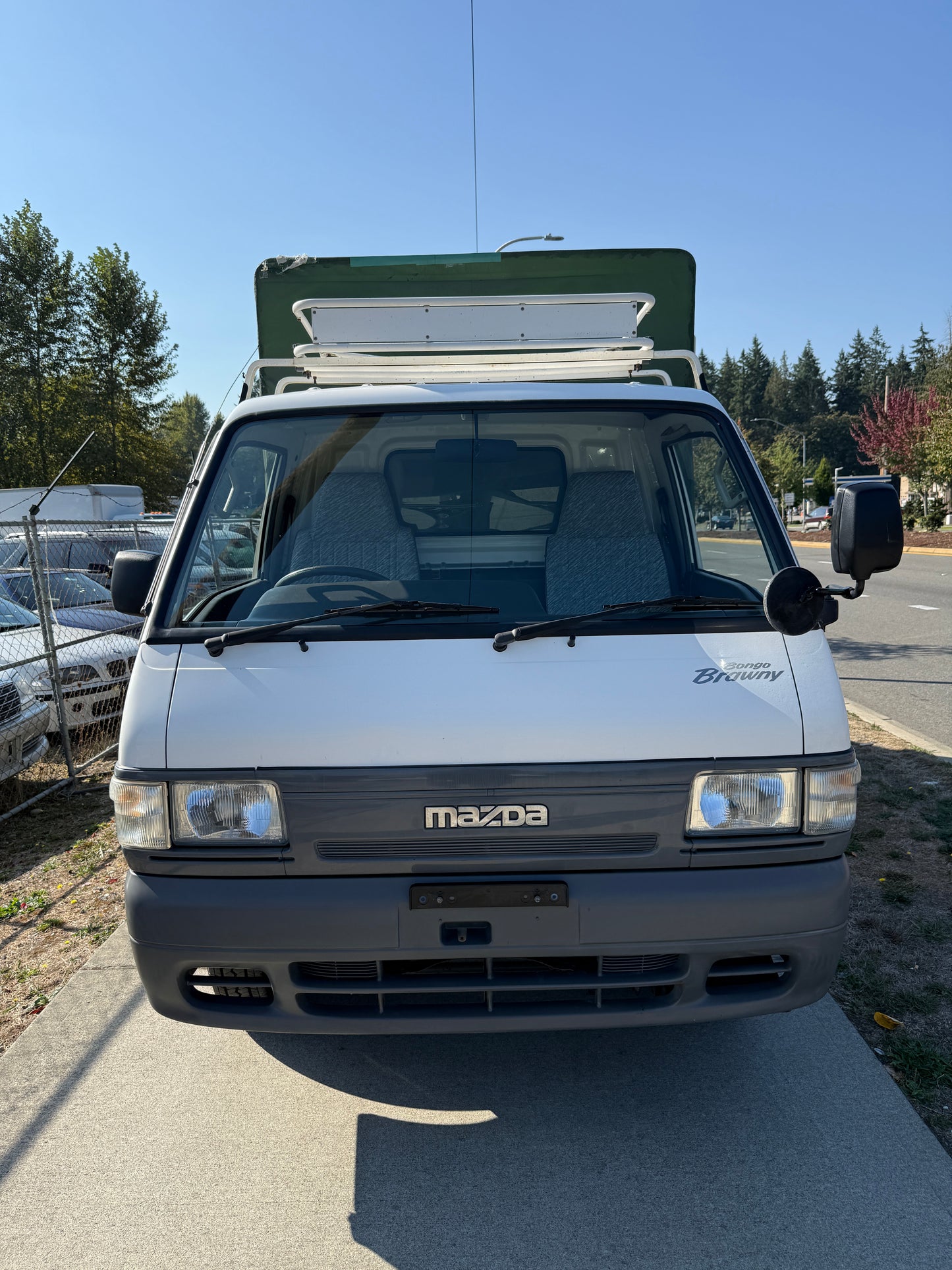 1998 Mazda Bongo Brawny Truck