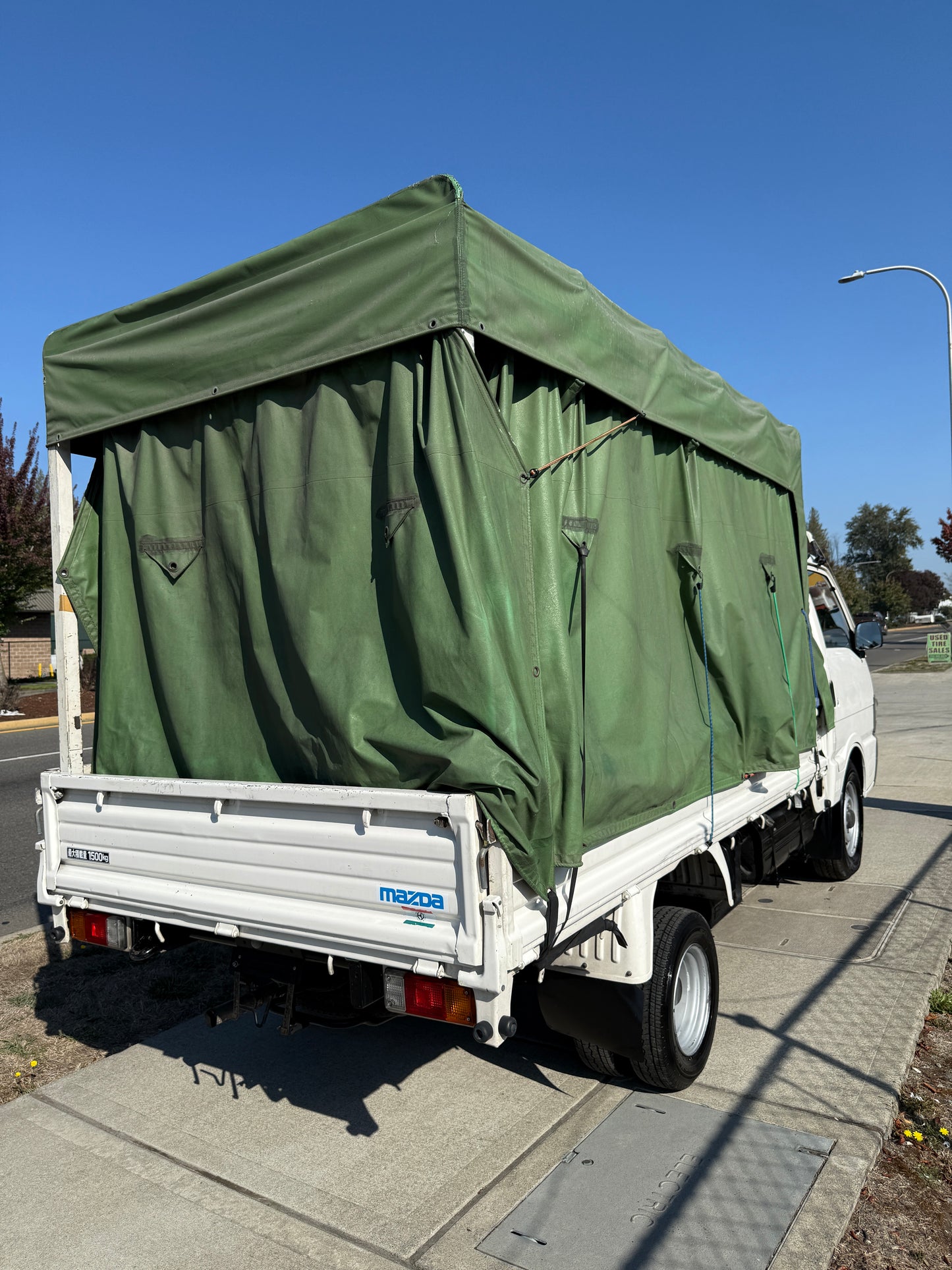 1998 Mazda Bongo Brawny Truck