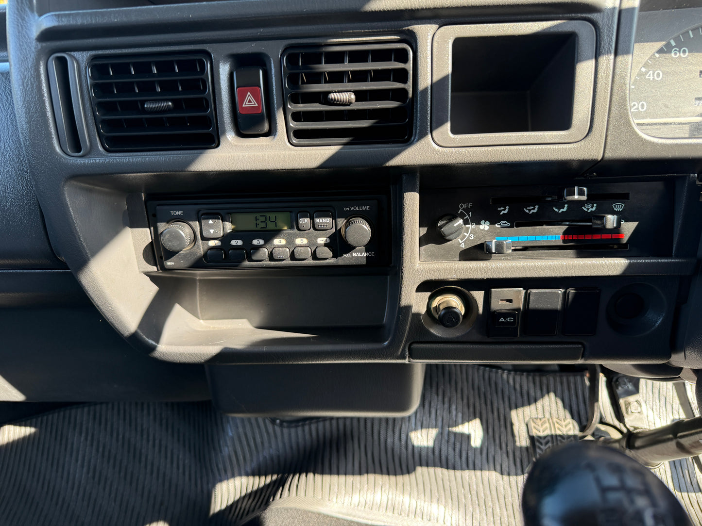 1998 Mazda Bongo Brawny Truck