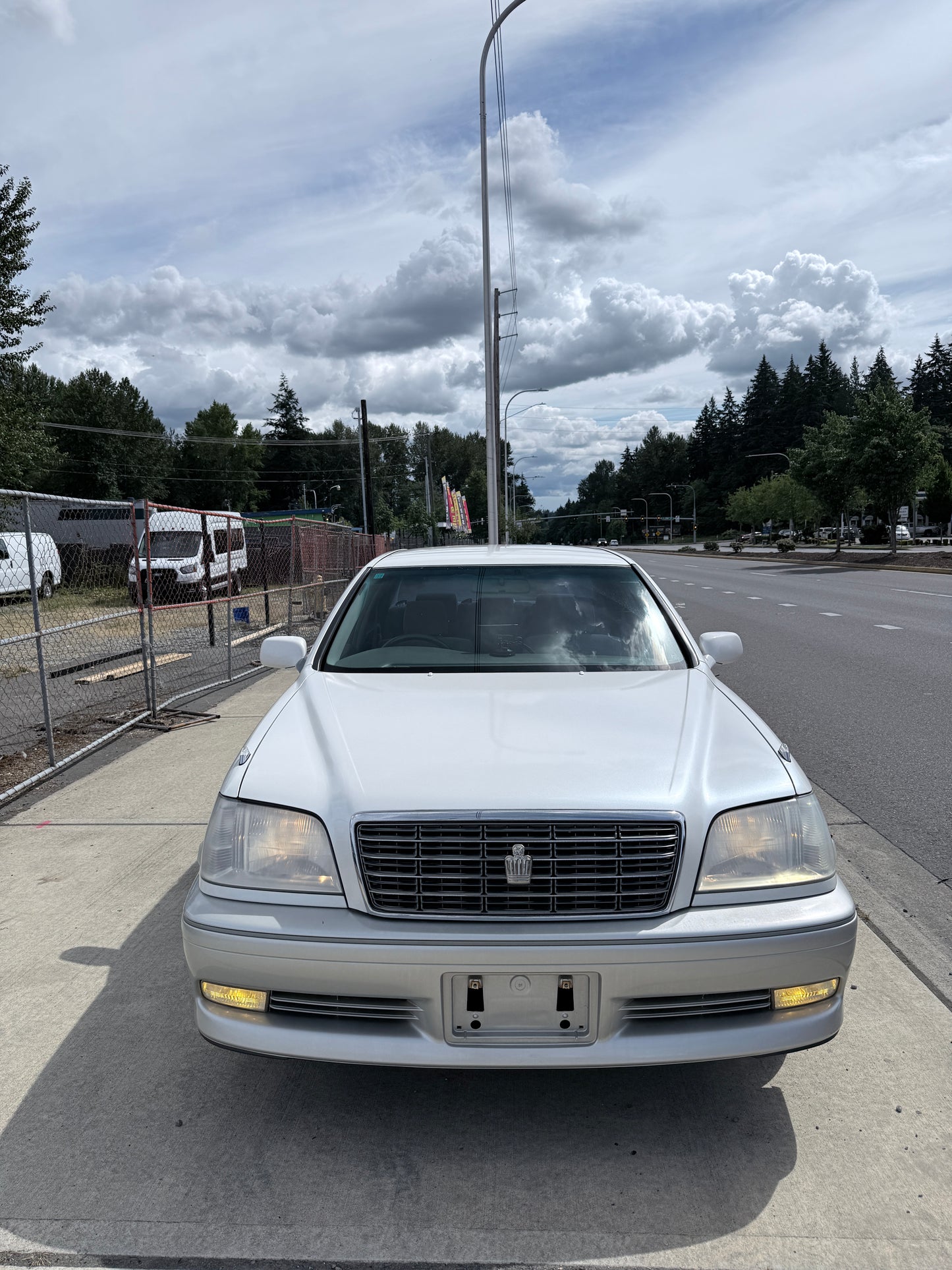 2000 Toyota Crown Royal Saloon