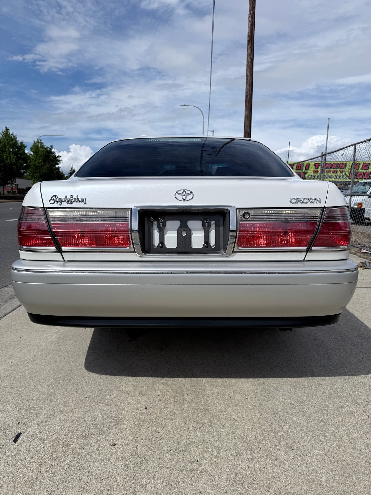 2000 Toyota Crown Royal Saloon