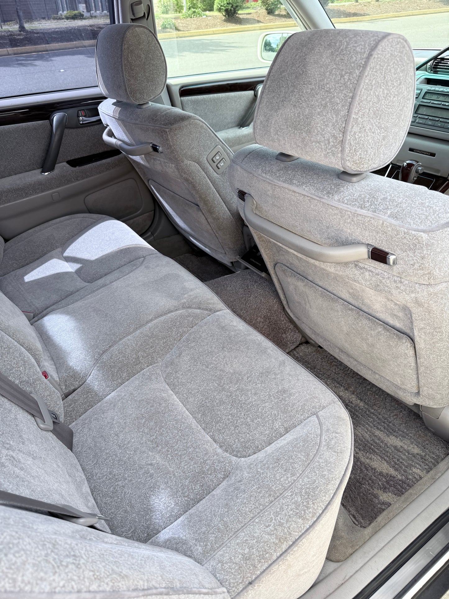 2000 Toyota Crown Royal Saloon