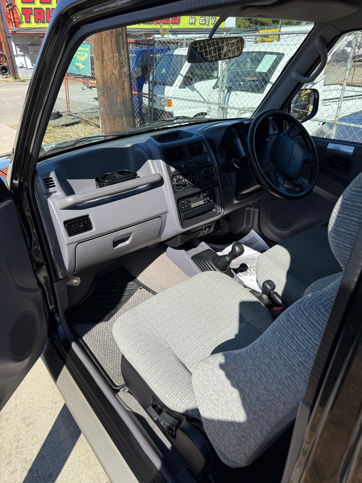 1996 Mitsubishi Pajero junior ZR