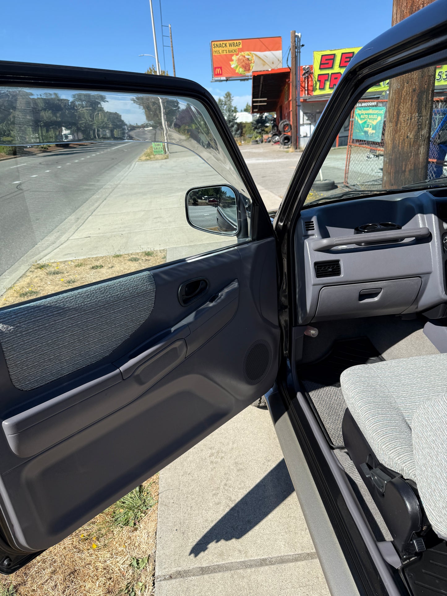 1996 Mitsubishi Pajero junior ZR