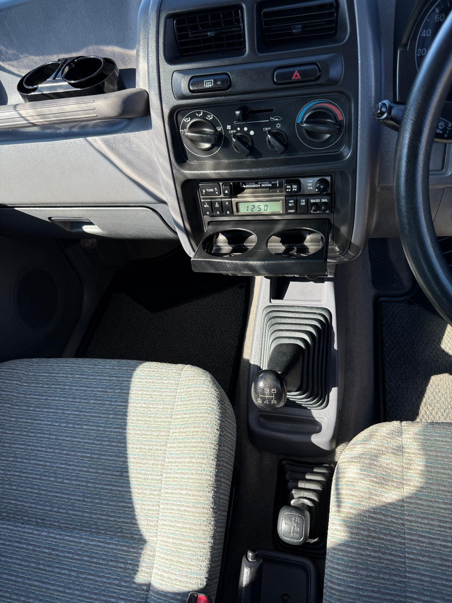 1996 Mitsubishi Pajero junior ZR