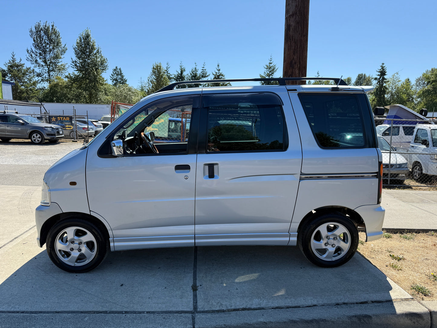 2000 Daihatsu Atrai Wagon Turbo
