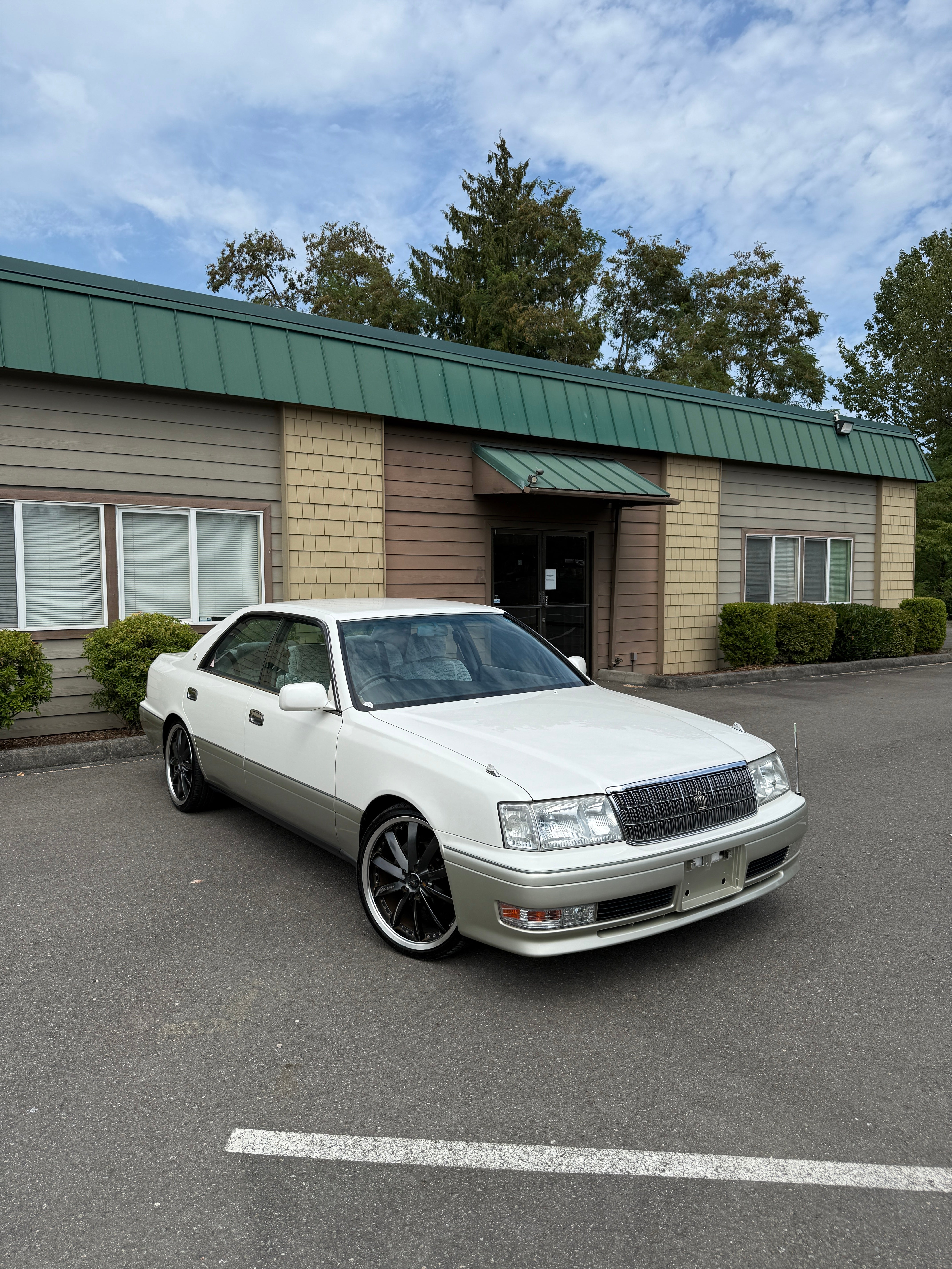 1998 Toyota Crown Royal Saloon