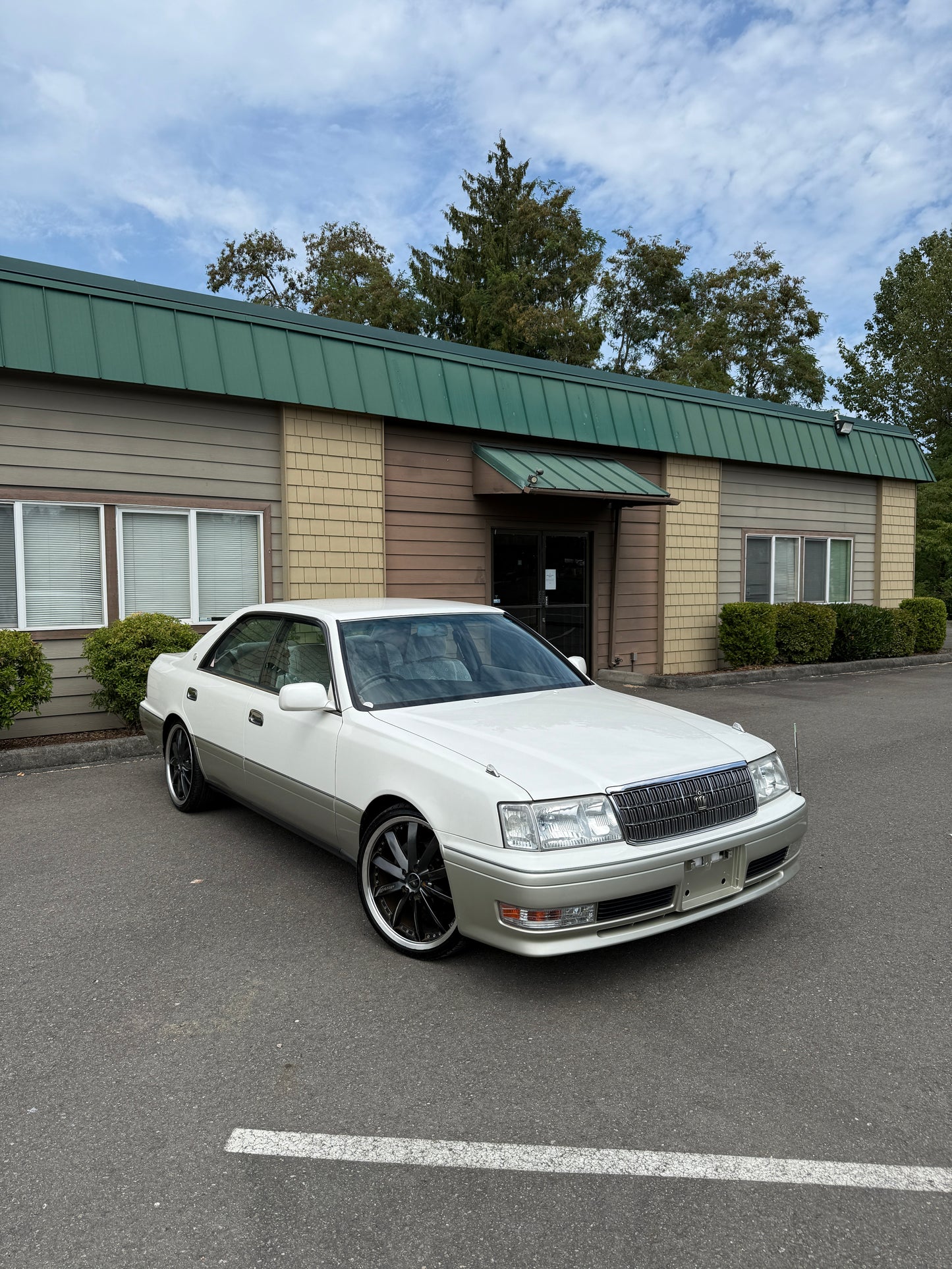 1998 Toyota Crown Royal Saloon