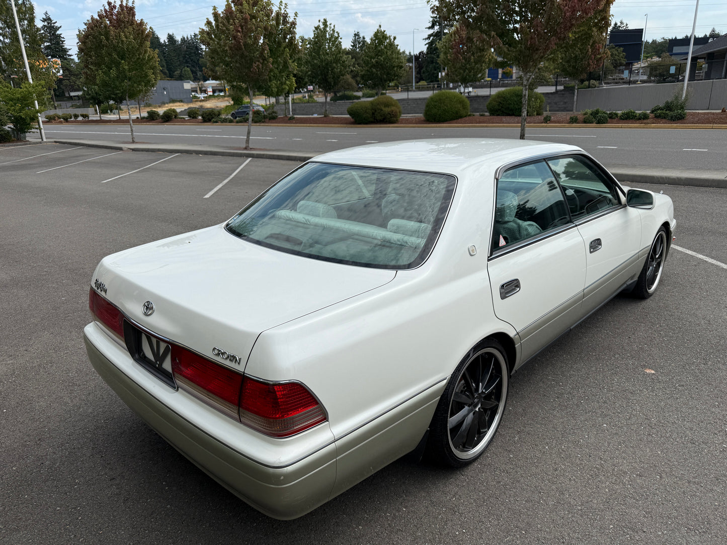 1998 Toyota Crown Royal Saloon