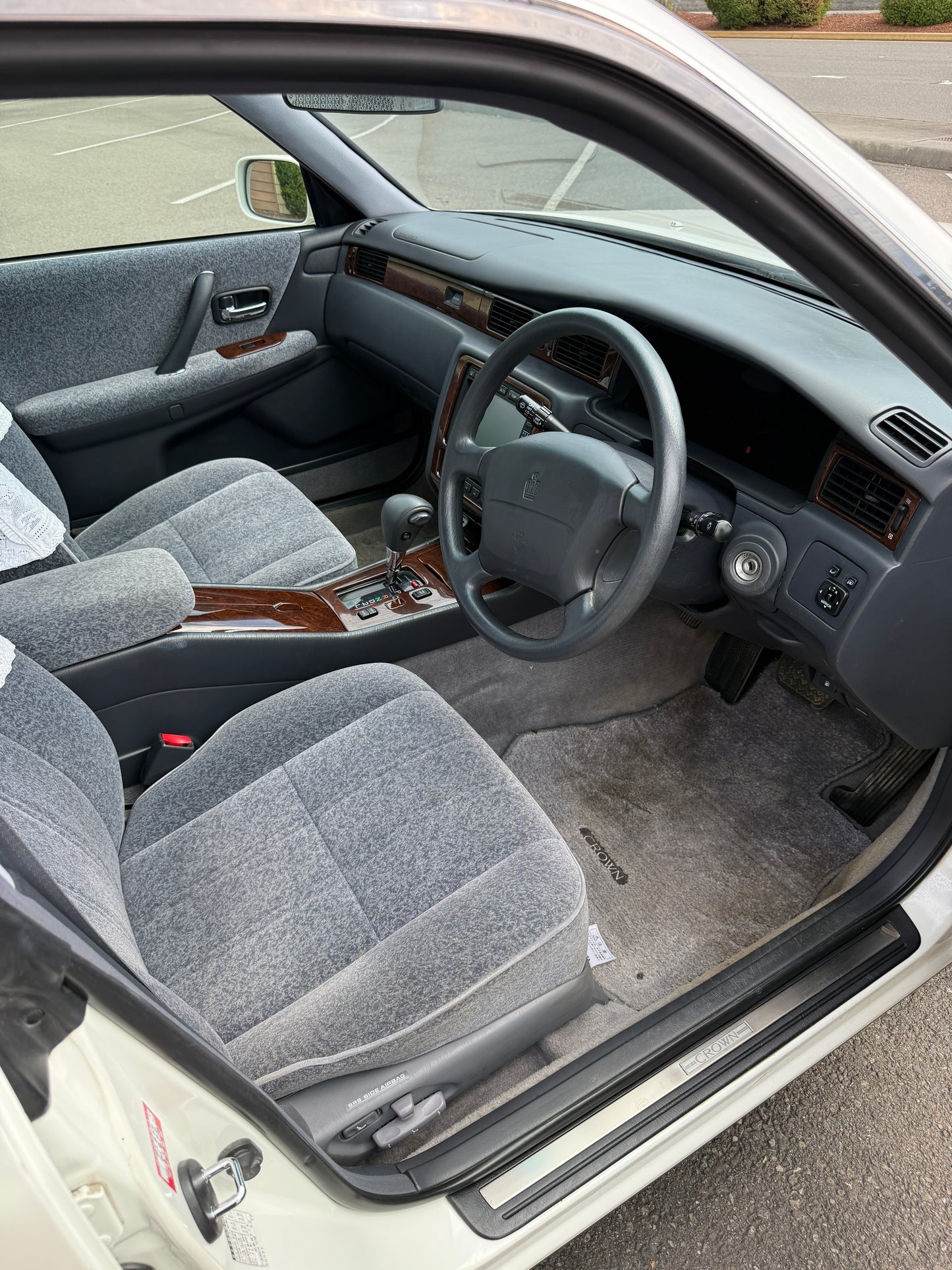 1998 Toyota Crown Royal Saloon