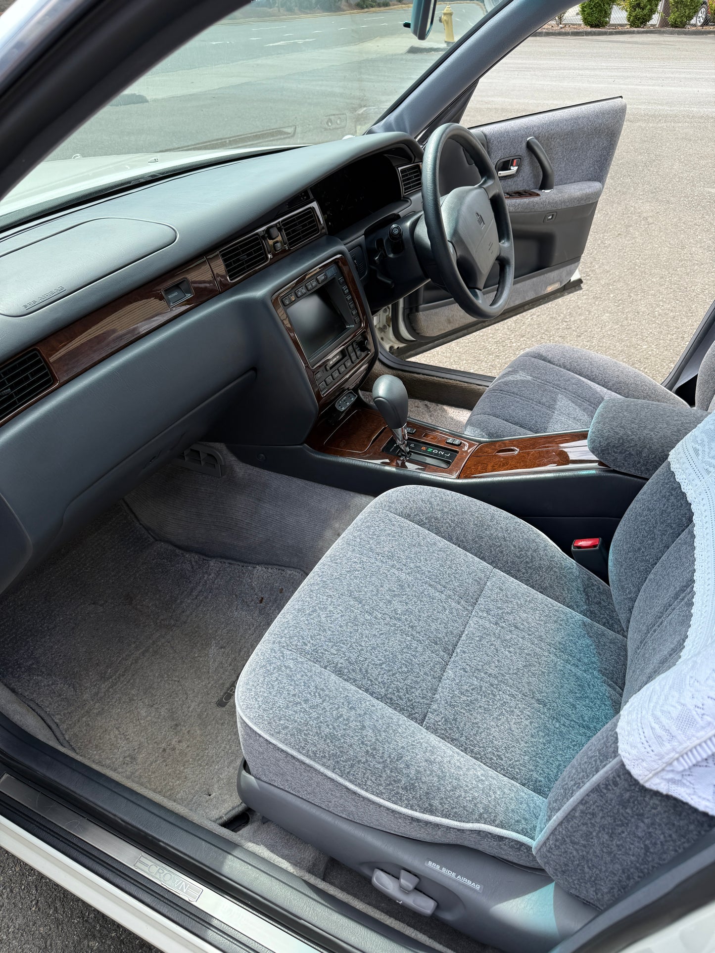 1998 Toyota Crown Royal Saloon