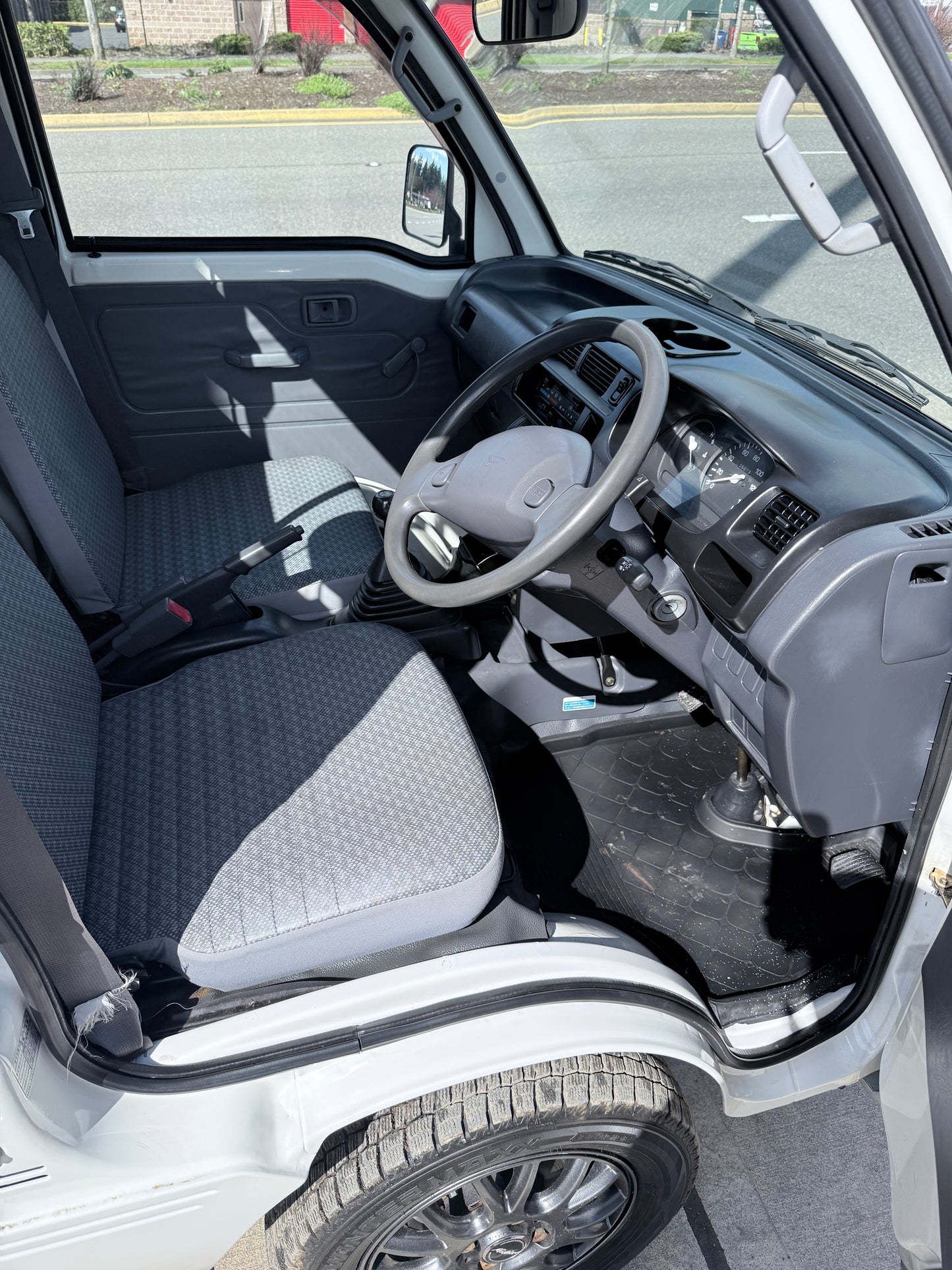 1999 Daihatsu Hijet 4WD Kei Truck