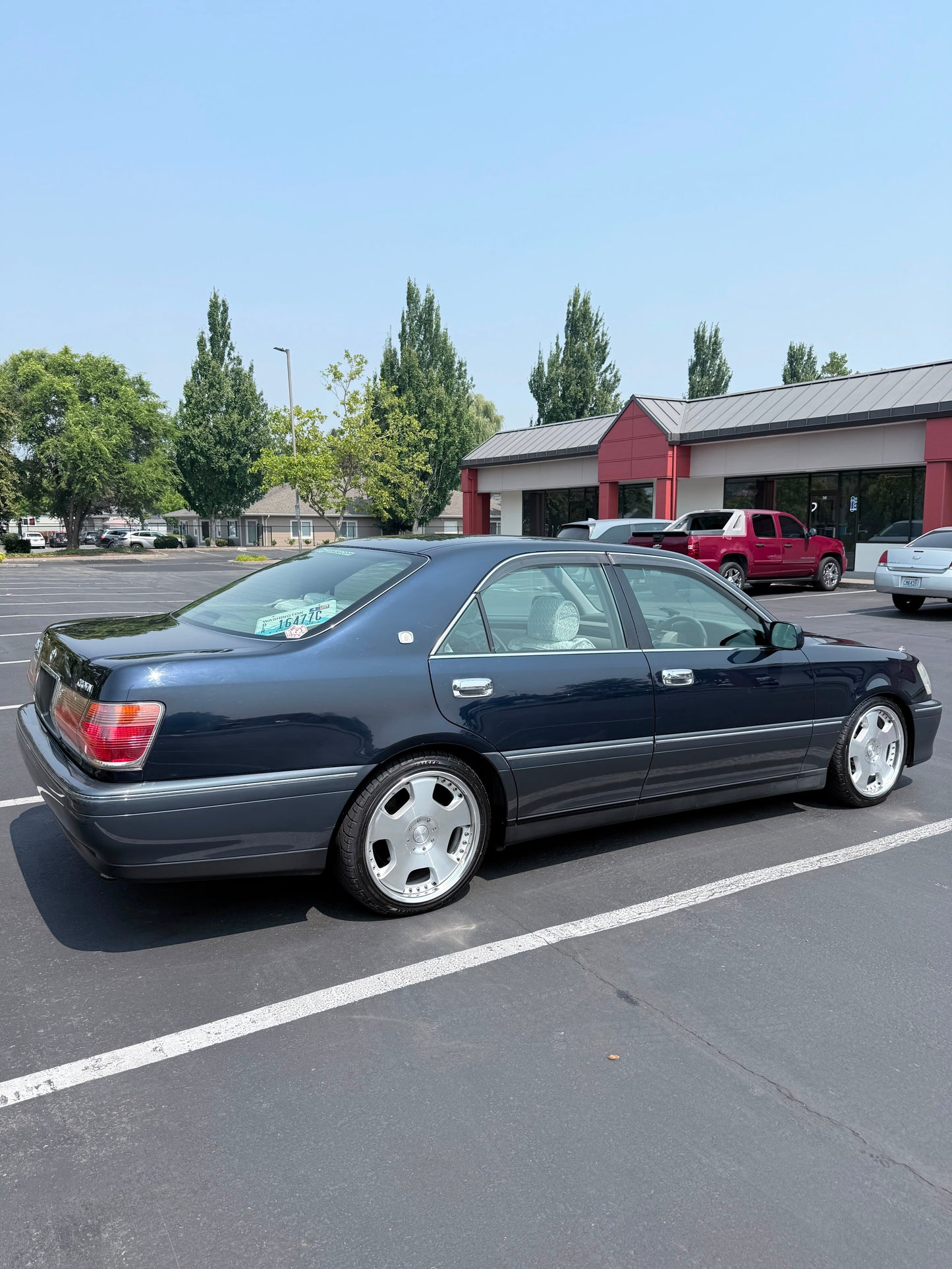 2000 Toyota Crown Royal Saloon
